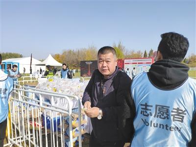 水银血压计|服务超1500小时 五星级志愿者是怎么炼成的