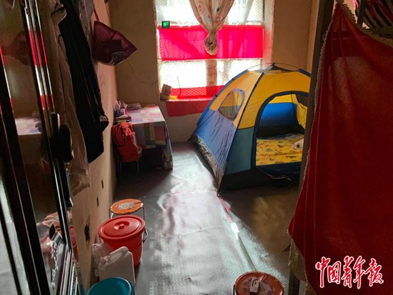 烂尾楼|他们住在烂尾楼