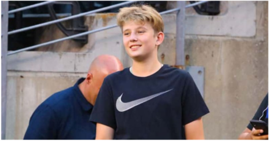 开学|特朗普写了句“开学吧”，把“闭上你的嘴”送上热搜！