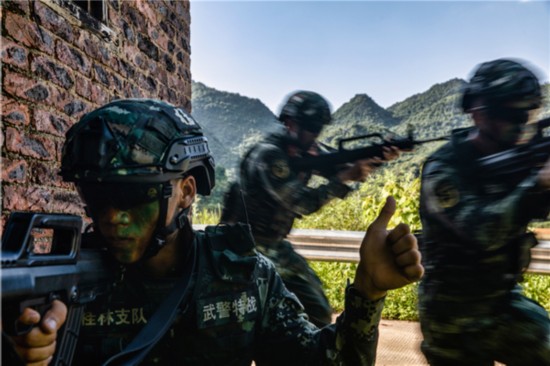 野外驻训|驻训不是“住训”——武警广西总队桂林支队野外练兵忙