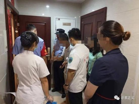 殴打|男子发文称被副局长锁在家中殴打10多分钟 纪委回应