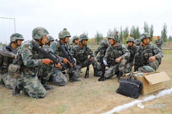 精品课|给政委讲故事的士兵，带火了“精品课”！