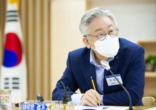 韩媒|阳性率高、信徒出逃、教会造谣！韩国疫情全面告急？