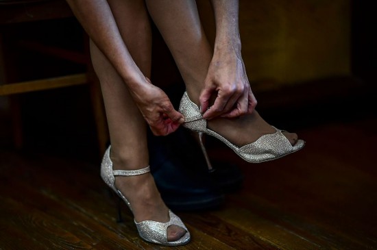 排练|世界探戈锦标赛在即 舞者戴口罩排练