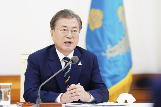 爱第一|韩国一教会致近千人确诊 文在寅怒批：向国民道歉！