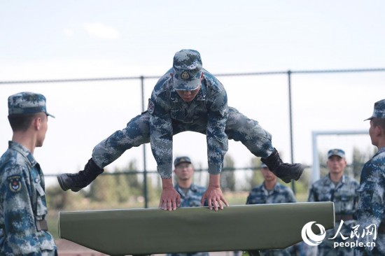 纲要|40度下苦练兵 军心始终向打赢