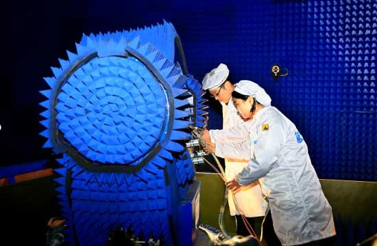 航天科技集团七院创建55周年发展纪实:敢破万里乘东风