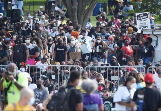 反种族主义|美国民众怒火再燃，首都华盛顿举行大规模反种族主义游行