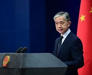 马克龙|马克龙：不排除任何公司参与法国5G建设，包括华为