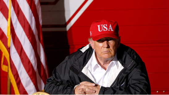 特朗普|完全放开了！波特兰市长一口气痛骂特朗普：“是你制造了仇恨！”