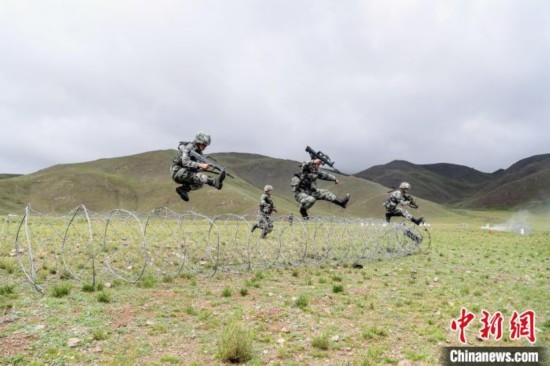 戍边|西藏里孜戍边模范连 “战天斗地”守护祖国安宁