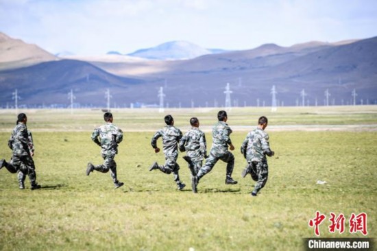 戍边|西藏里孜戍边模范连 “战天斗地”守护祖国安宁