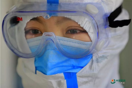 战区|3个月，20张图，记录白衣战士“战疫”温暖瞬间