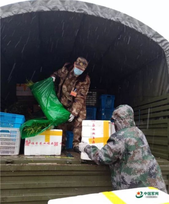 战区|3个月，20张图，记录白衣战士“战疫”温暖瞬间