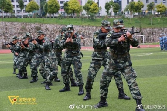 河北衡水中学|开学季：“别人家”的军训 VS “我们家”的军训
