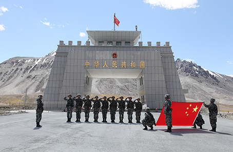 老兵|高原老兵泪别国门