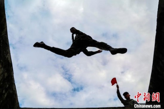 参赛|超燃的武警比武“硬核”来袭 十八般武艺齐上阵