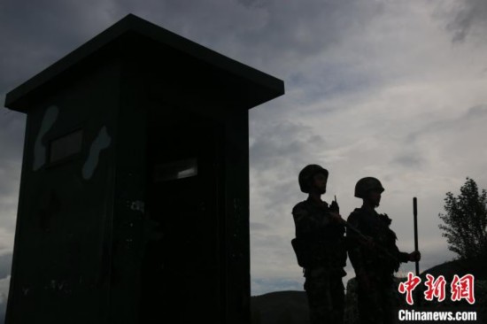 师生情|武警军营里特殊的“师生情”