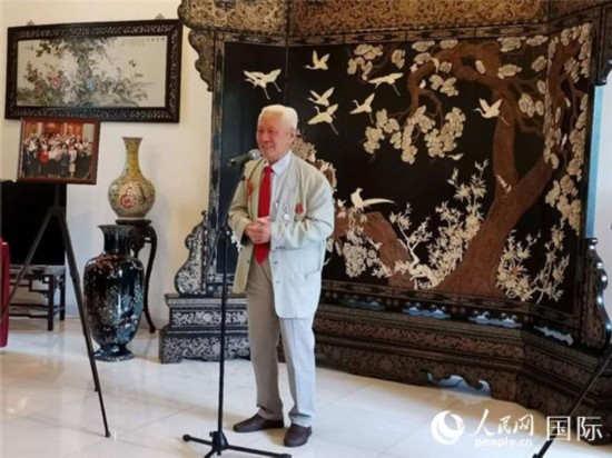 李多力先生代表伊万诺沃儿童院中国学员发言。杨倩摄