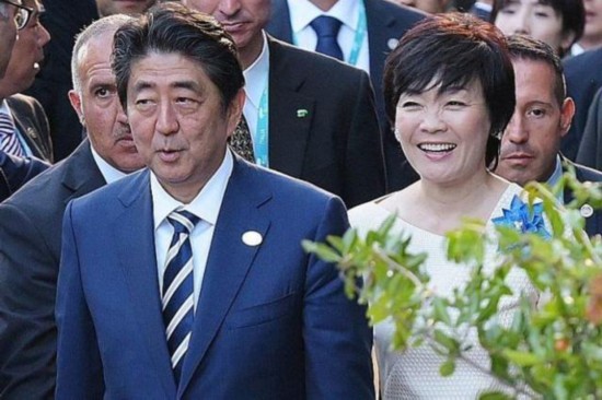 安倍昭|日媒:新首相夫人不爱抛头露面,举止与安倍昭惠成鲜明对比