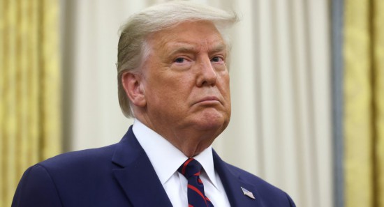 白宫|美媒曝邮政局曾计划给每户寄口罩 被白宫拦下：怕造成恐慌