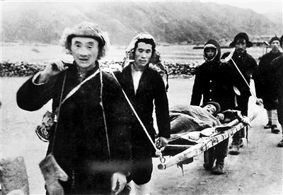 抗美援朝纪念馆|抗美援朝珍贵文物背后的故事：担架见证钢铁战士