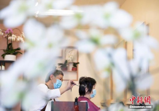 流感|流感季来临美22州疫情猛抬头 未来3个月15万人或死于新冠？