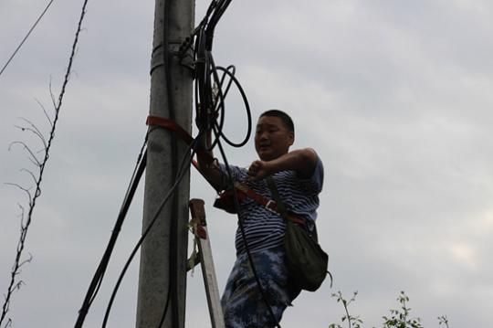 张俊毅|大山深处的海军