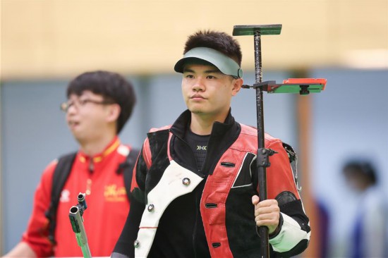 （体育）（8）射击&mdash;&mdash;全国冠军赛：赵中豪夺得男子50米步枪三种姿势冠军