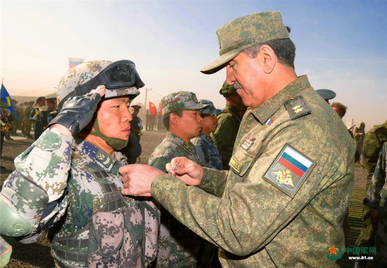 部队官兵|“高加索-2020”战略演习闭幕，参演部队接受沙场检阅