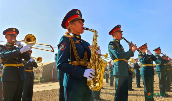部队官兵|“高加索-2020”战略演习闭幕，参演部队接受沙场检阅