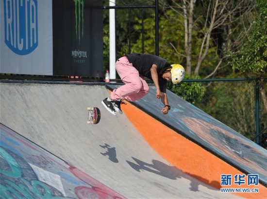 （体育）（2）滑板——中国·安徽滑板公开赛男子街式预赛赛况