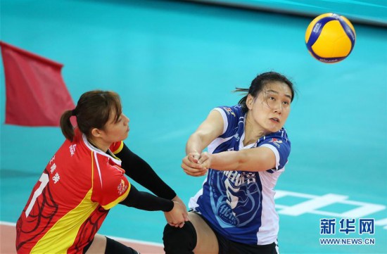 （体育）（8）排球——全国女排锦标赛第二阶段交叉赛：上海胜辽宁　　