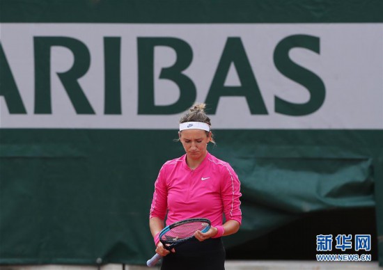 （体育）（12）网球——法网：阿扎伦卡止步第二轮