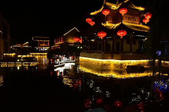 金饭碗■徐州贾汪：潘安湖畔，船橹“摇”出乡村旅游新活力|走向我们的小康生活