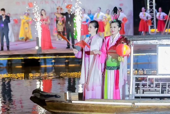 金饭碗■徐州贾汪：潘安湖畔，船橹“摇”出乡村旅游新活力|走向我们的小康生活