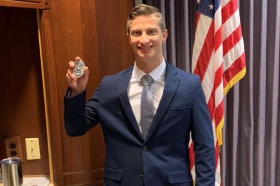 新纳粹|美国一警察被曝曾参与新纳粹组织网上聊天，随后被解雇