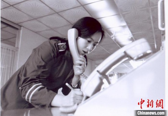 中国最早成立的&ldquo;110&rdquo;报警服务台迎35周岁