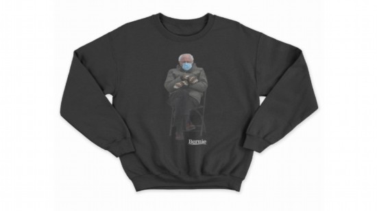 土味|拜登就职典礼上“土味”装扮火了后，桑德斯团队在网上卖起了“周边”……