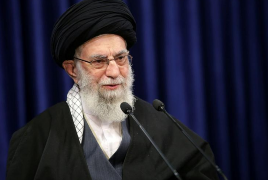 报复|伊朗最高领袖发推现酷似特朗普图片誓言“报复”，美方回应：不可接受