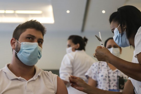 全球经济|国际时评丨疫苗公平分配关乎全球战疫成效