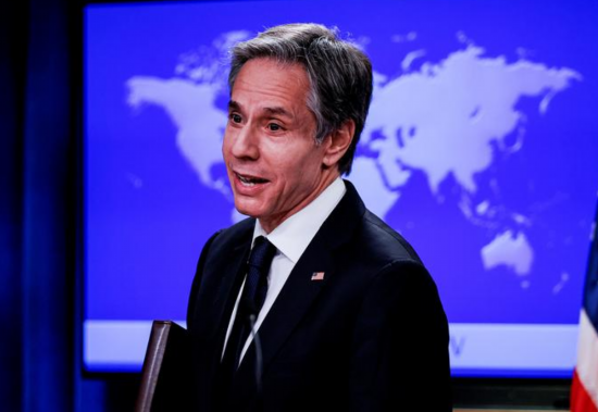 种族灭绝|美国国务卿说认同“中国在新疆实施种族灭绝”，赵立坚：重要的事情说三遍：中国没有！