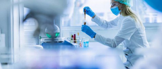 新冠|新冠来了也不收手!美国卫生部被曝挪用疫苗经费订新闻、拆家具