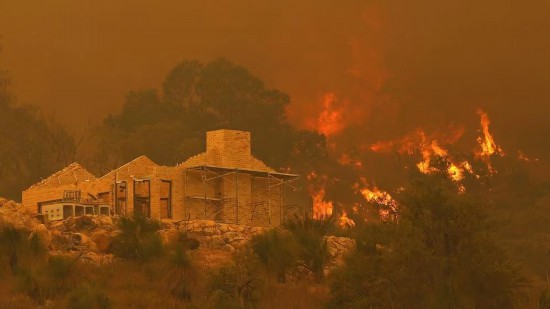 森林火灾|澳大利亚珀斯森林火灾仍在持续 过火面积超9000公顷