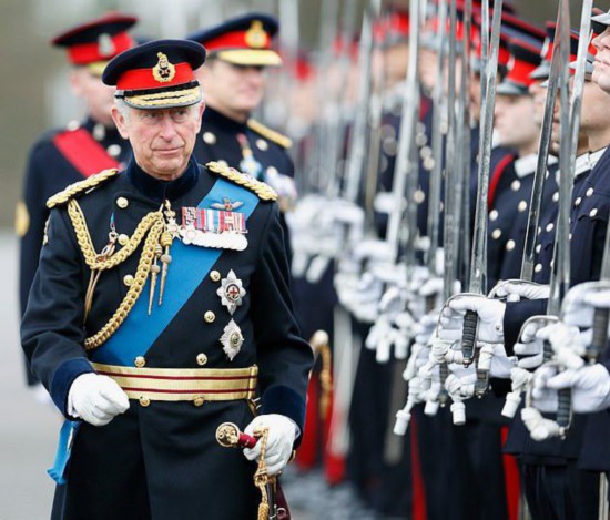 新冠|军纪何在？英国老牌军校50名新兵饮酒狂欢感染新冠病毒，教官狂怒