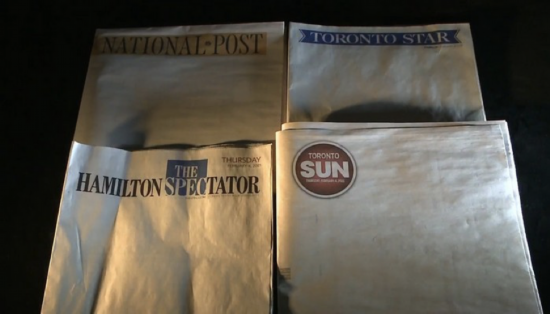 谷歌|纸媒对科技巨头开战!加拿大多家媒体头版“开天窗”,只留下一句话