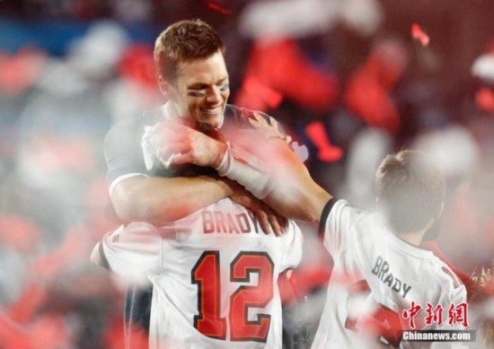 超级碗|美国坦帕湾海盗队夺得第55届“超级碗”冠军 汤姆·布雷迪获第5个MVP