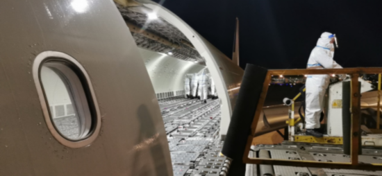 疫苗|中方向匈牙利出口首批疫苗!运输中国疫苗包机凌晨飞抵北京,完成装箱后返航