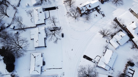 一氧化碳中毒|暴风雪致美国数十人遇难 多人为取暖死于一氧化碳中毒