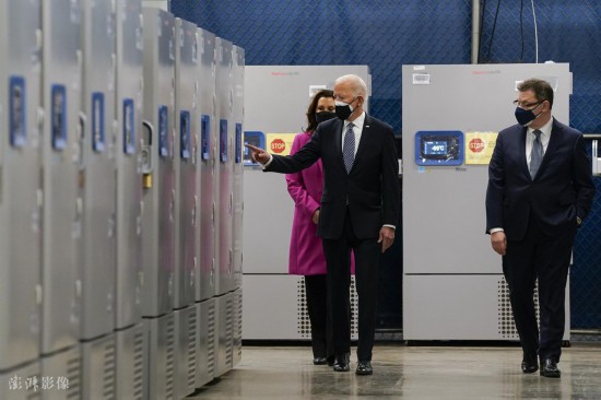 |拜登赴密歇根州考察辉瑞工厂 呼吁民众积极接种疫苗